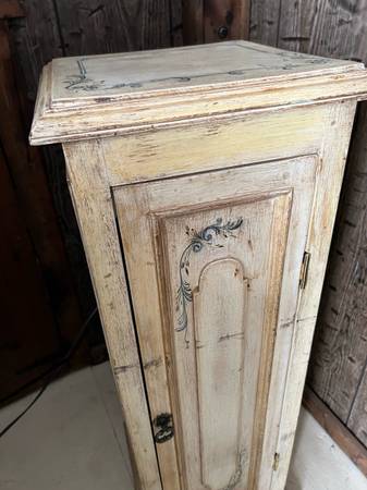 Wood Storage Cabinet Pedestal-1